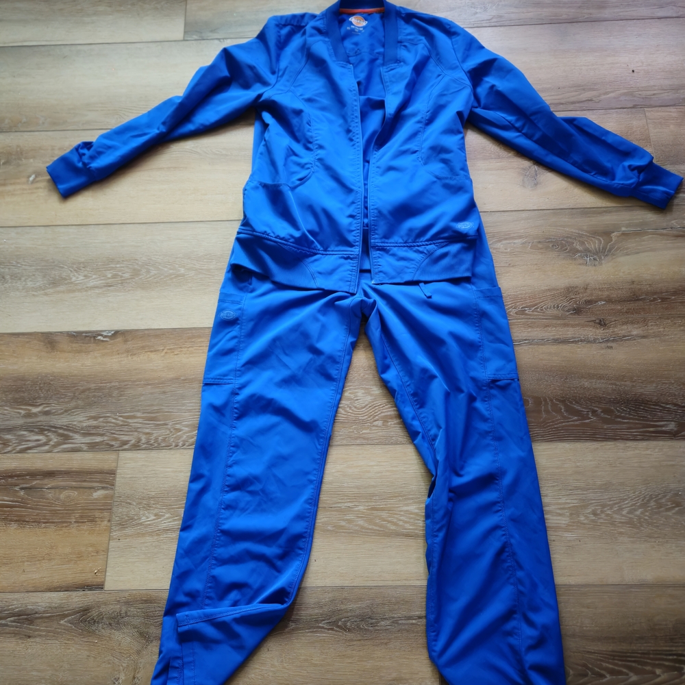 Dickies Colbolt Blue Scrub Set Medium